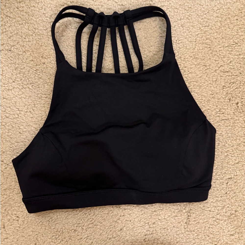 Black Strappy Sports Bra with Intricate Back Design, high neck